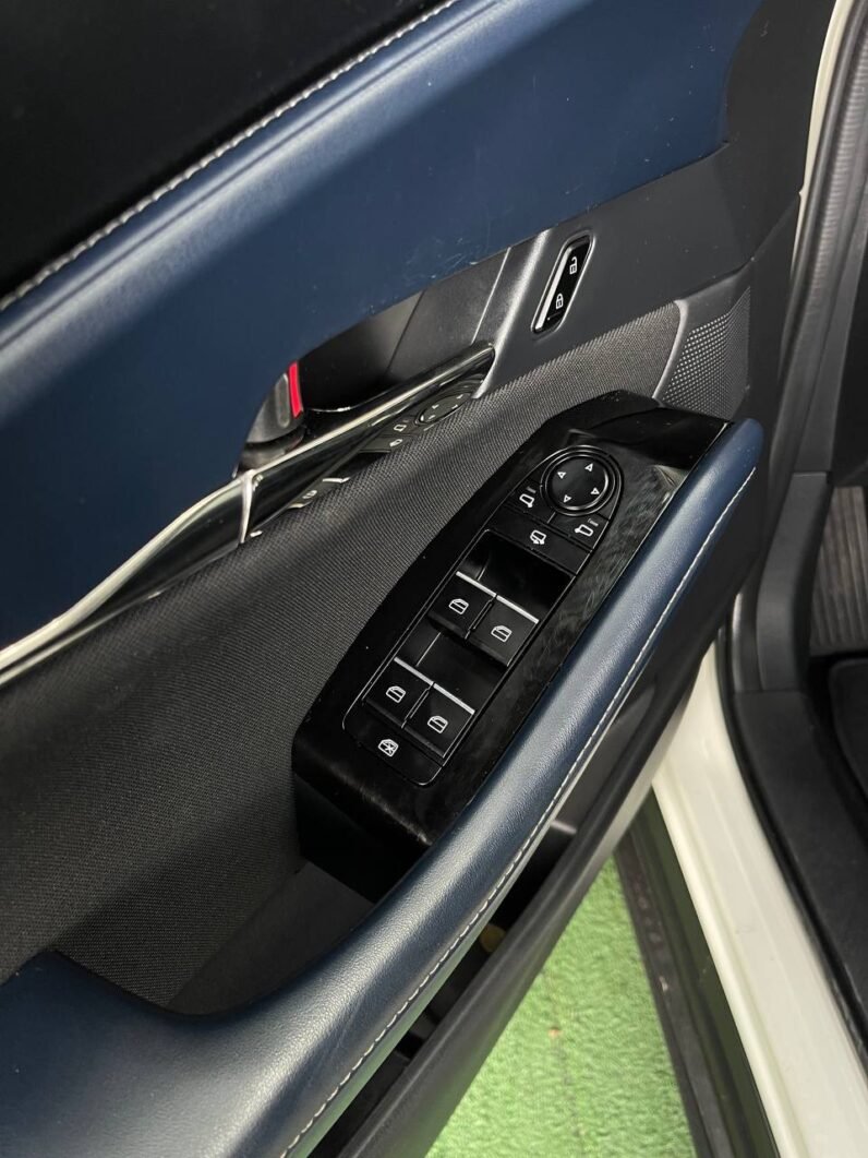 
								MAZDA CX30 TOURING AT 2.0 4X2 full									