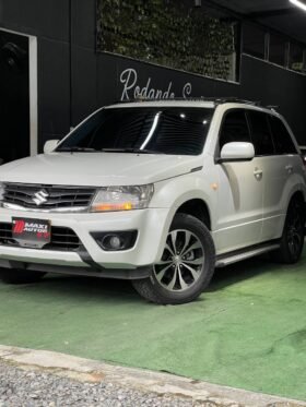SUZUKI GRAND VITARA AT 2.4 4X4