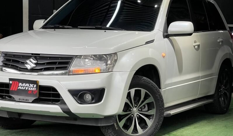 
								SUZUKI GRAND VITARA AT 2.4 4X4 full									