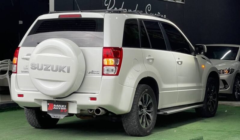 
								SUZUKI GRAND VITARA AT 2.4 4X4 full									