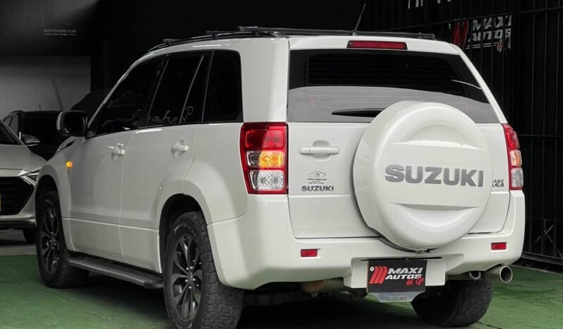 
								SUZUKI GRAND VITARA AT 2.4 4X4 full									