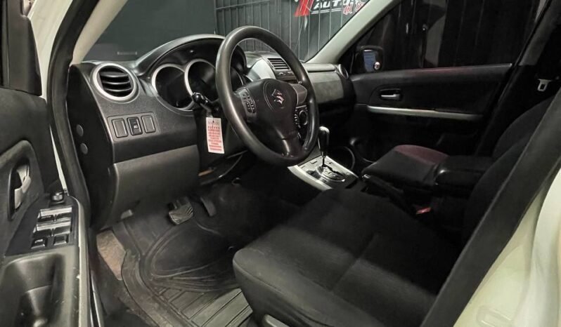 
								SUZUKI GRAND VITARA AT 2.4 4X4 full									