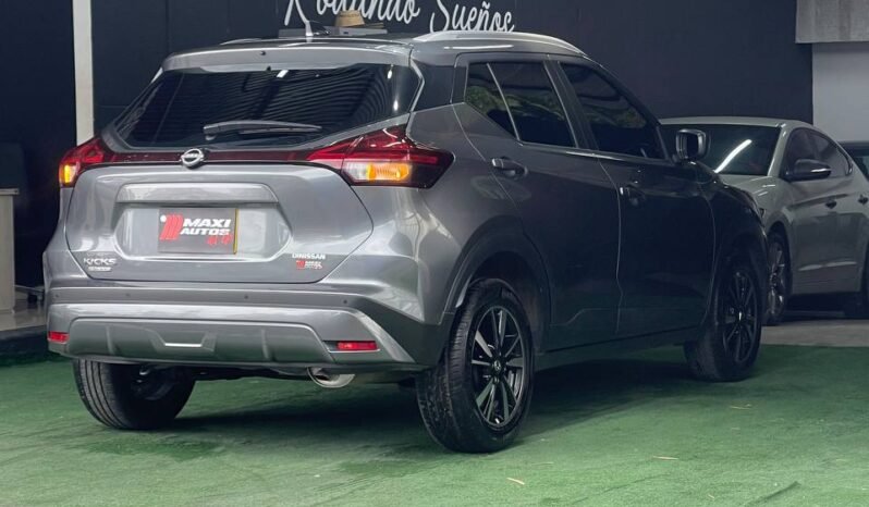 
								NISSAN KICKS SENSE 1.6L MT full									