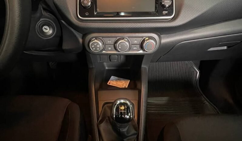 
								NISSAN KICKS SENSE 1.6L MT full									