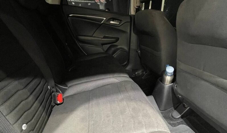 
								HONDA WR-V LX MT 1.5 full									