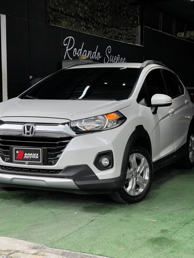 
								HONDA WR-V LX MT 1.5 full									