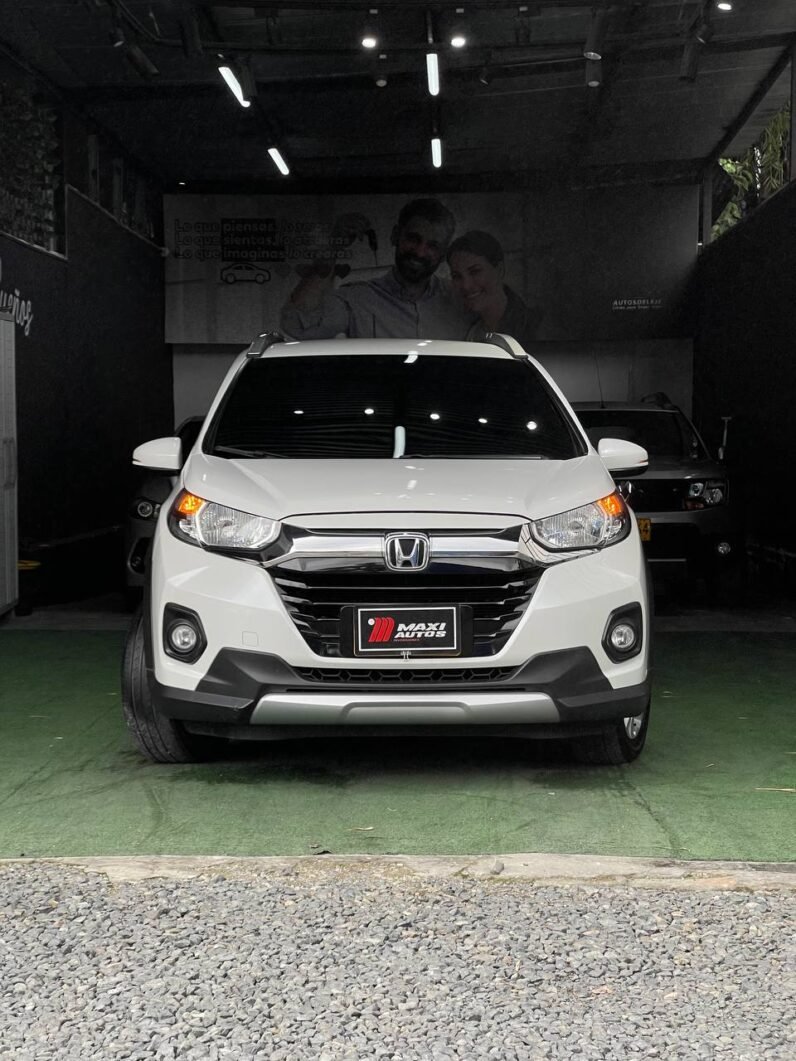 
								HONDA WR-V LX MT 1.5 full									