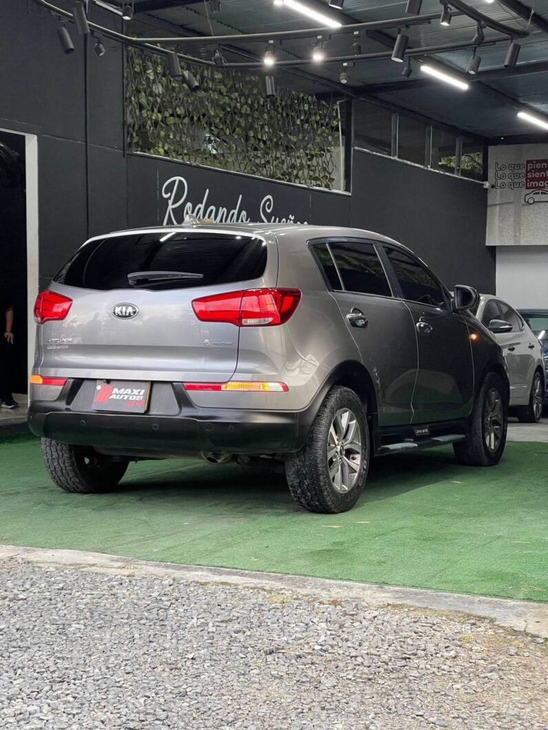 
								KIA NEW SPORTAGE LX AT 4X2  2.0 GASOLINA full									