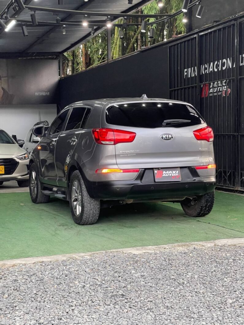 
								KIA NEW SPORTAGE LX AT 4X2  2.0 GASOLINA full									