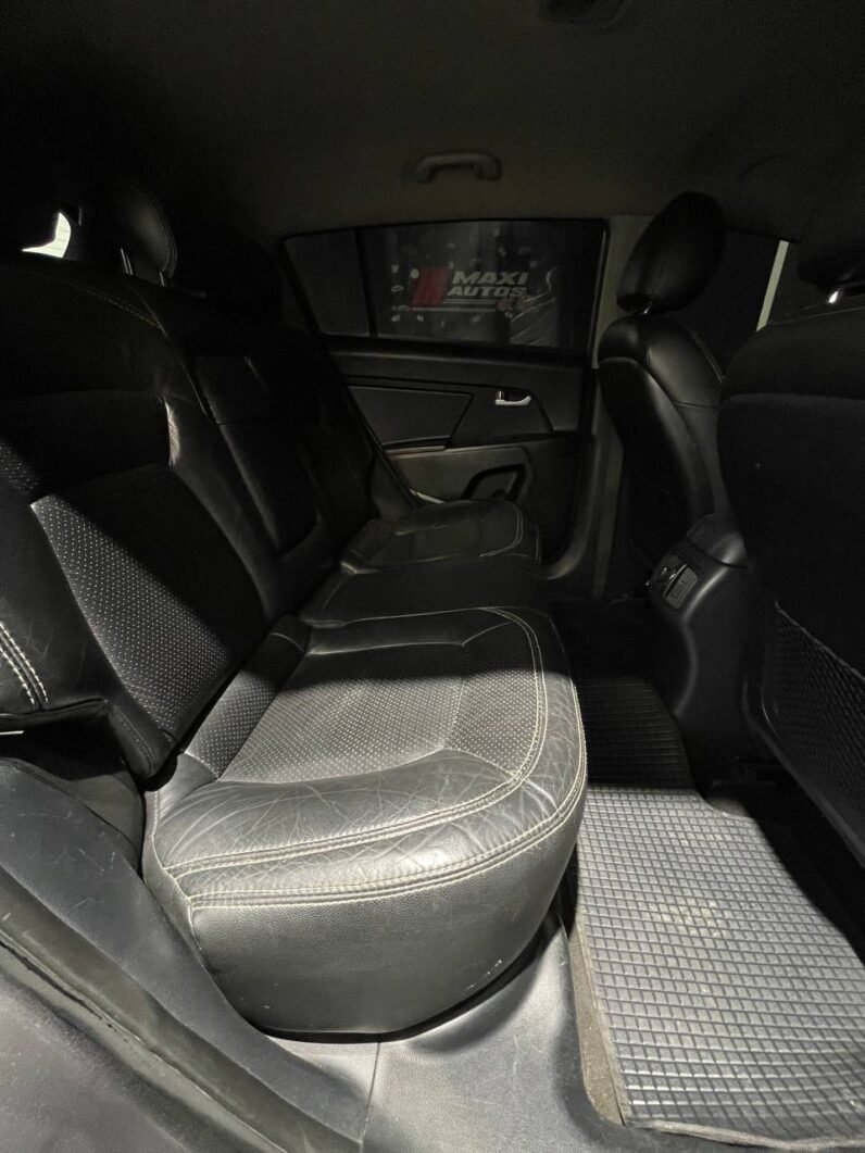 
								KIA NEW SPORTAGE LX AT 4X2  2.0 GASOLINA full									