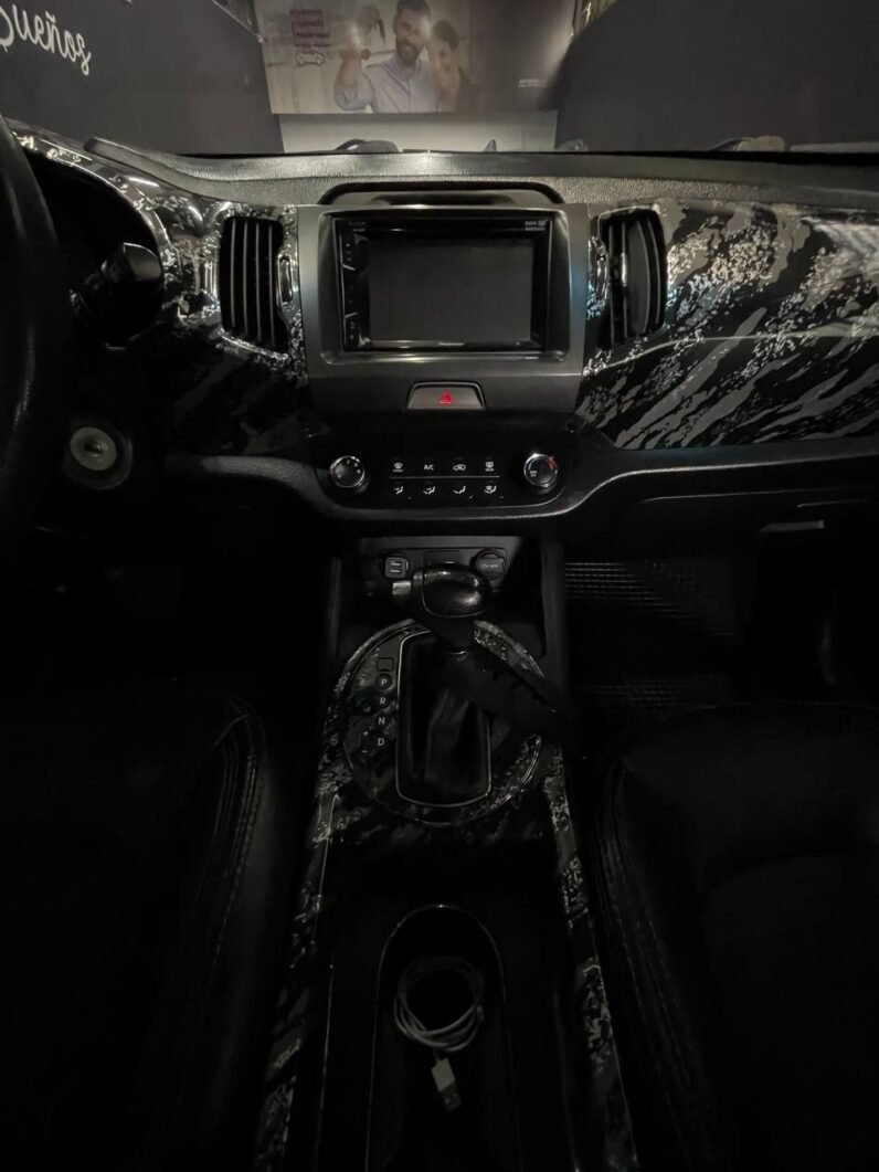 
								KIA NEW SPORTAGE LX AT 4X2  2.0 GASOLINA full									