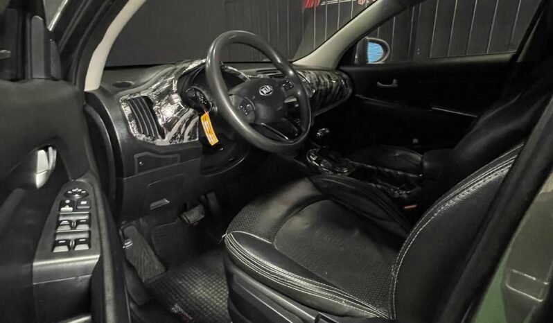 
								KIA NEW SPORTAGE LX AT 4X2  2.0 GASOLINA full									