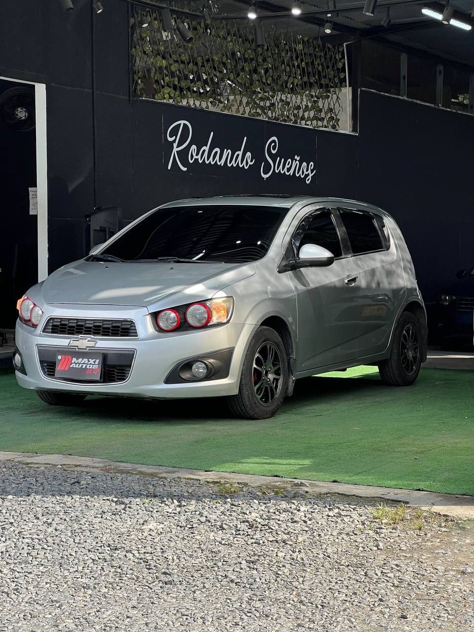 CHEVROLET SONIC LT HB MT 1.6