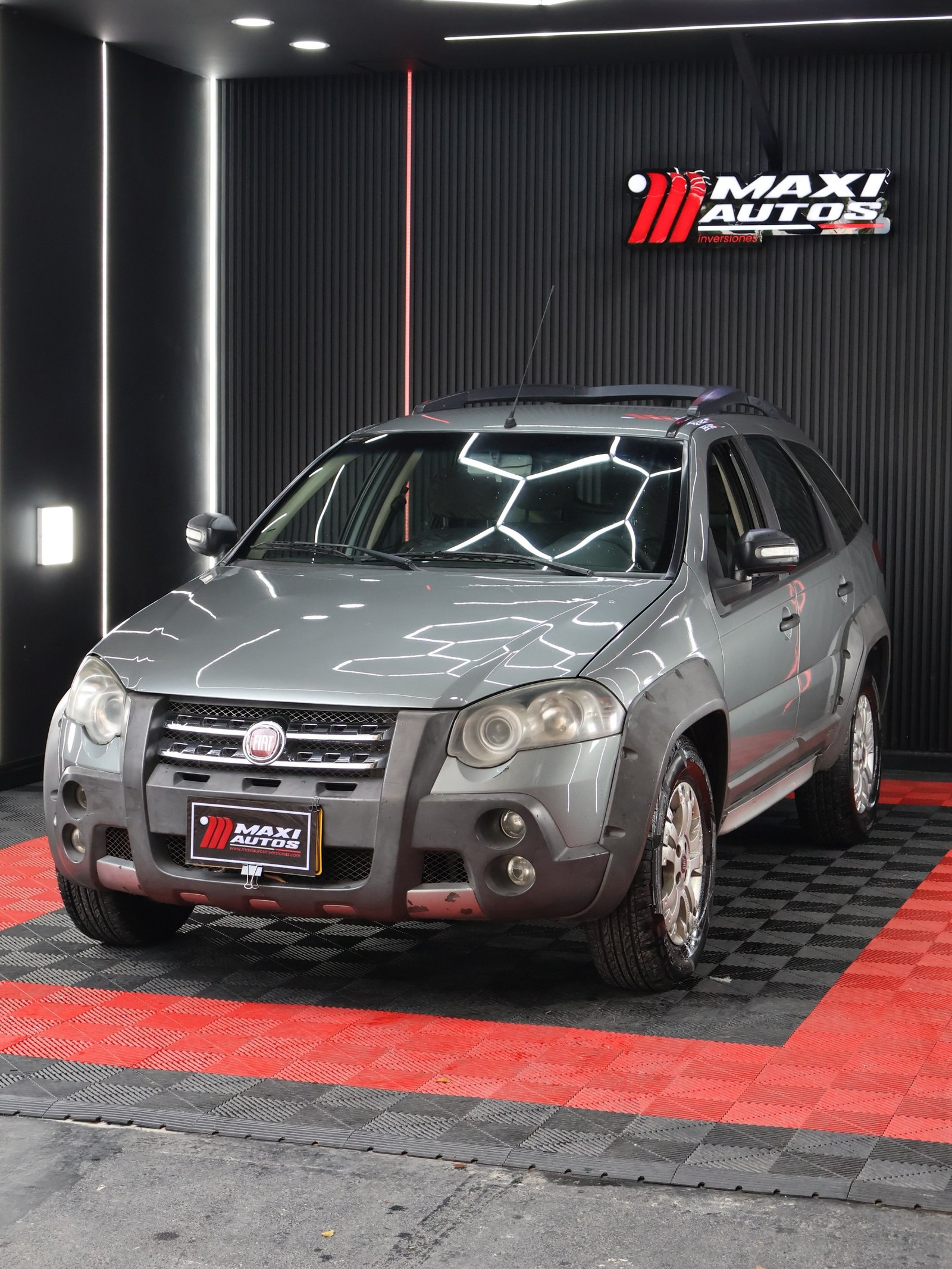 FIAT PALIO ADVENTURE 1.8 MT