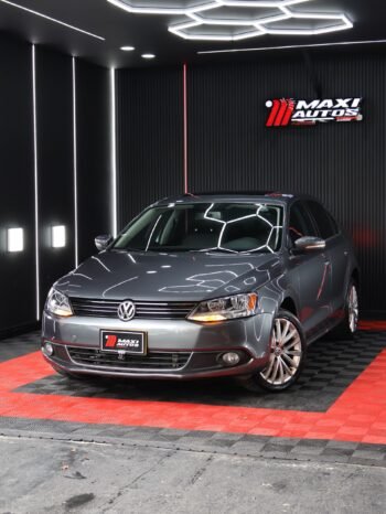 VOLKSWAGEN NEW JETTA CONFORTLINE 2.5L AT