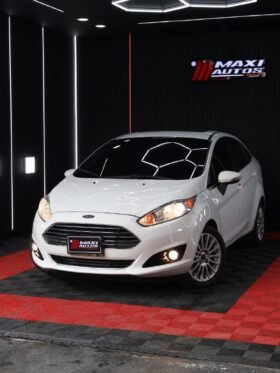 FORD FIESTA TITANIUM AT 1.6
