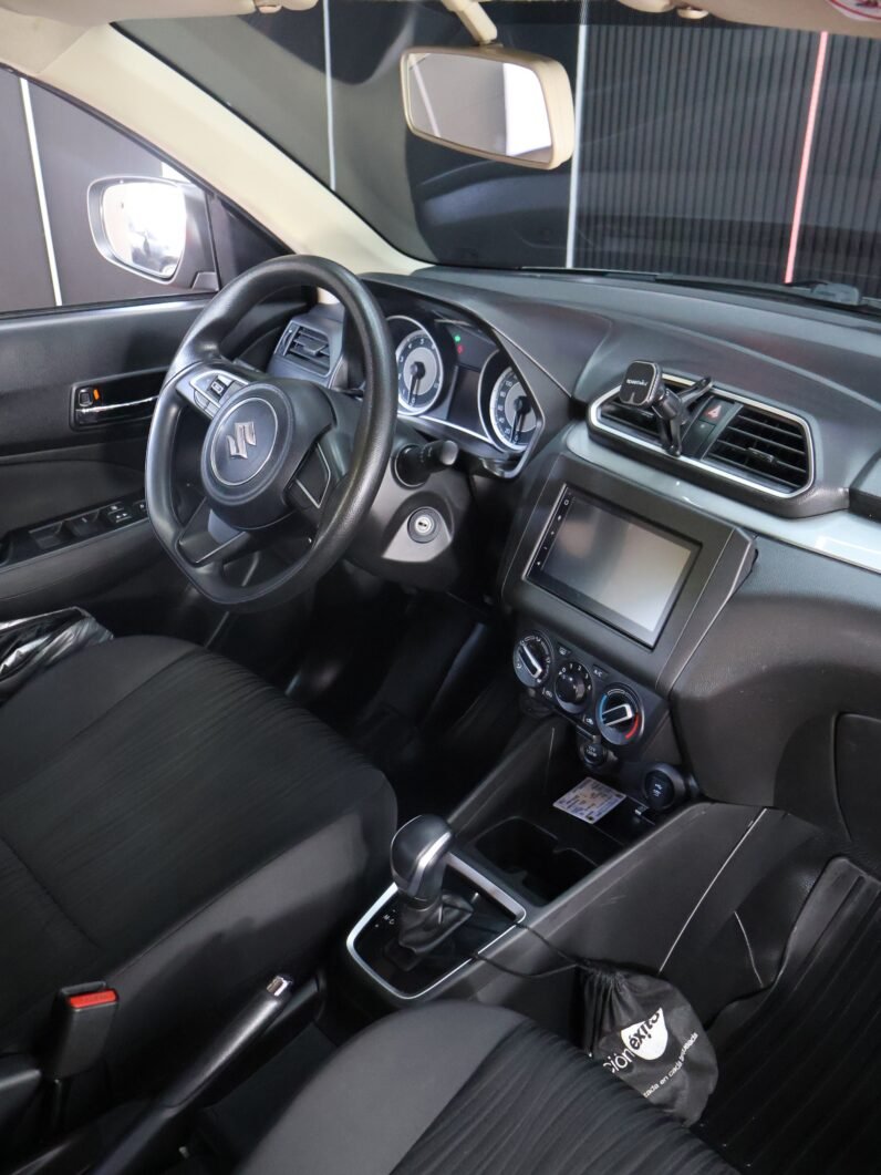 
								SUZUKI SWIFT DZIRE TAM 1.2 full									