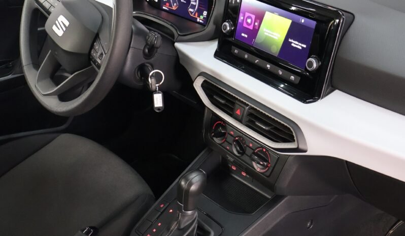 
								SEAT ARONA REFERENCE AUT 1.6 full									