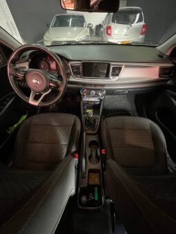 
										KIA RIO VIBRANT MT 1.4 full									