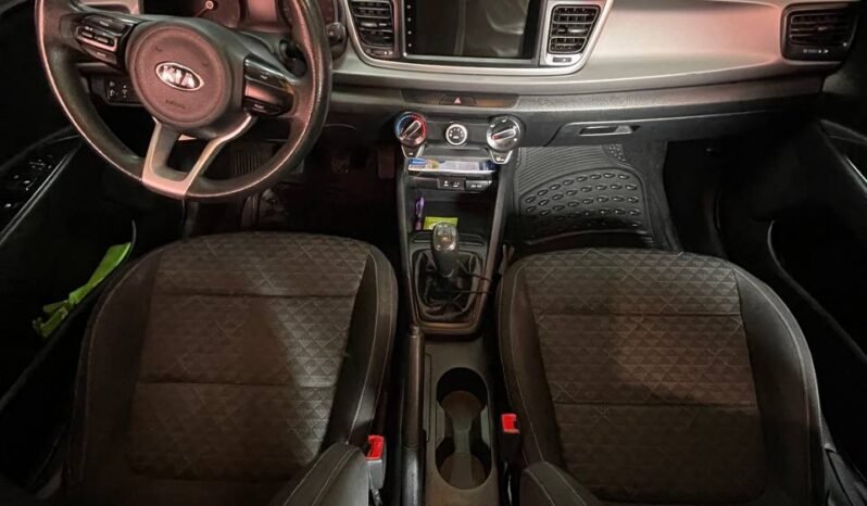 
								KIA RIO VIBRANT MT 1.4 full									