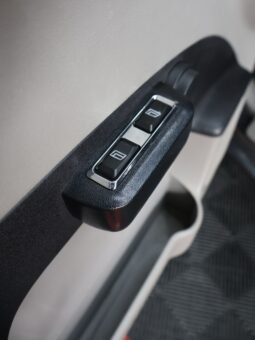 
										MITSUBISHI SPORTERO L200 MT 4X4 DIESEL full									