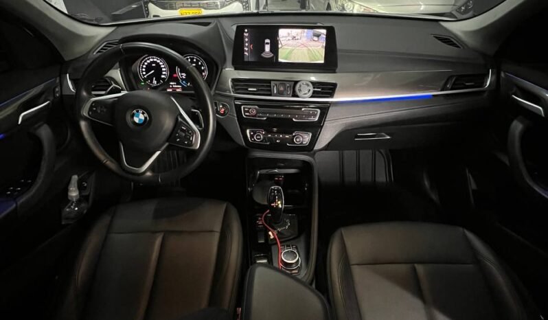 
								BMW  X1 SDRIVE 20I AT 2.0L full									