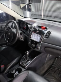 
										KIA CERATO FORTE 1.6L AT full									