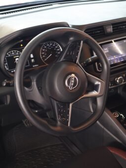 
										NISSAN VERSA  SR/BLACK 1.6 AT full									