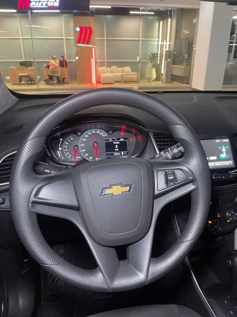 
								CHEVROLET TRACKER LS AT 1.8 4X2 full									