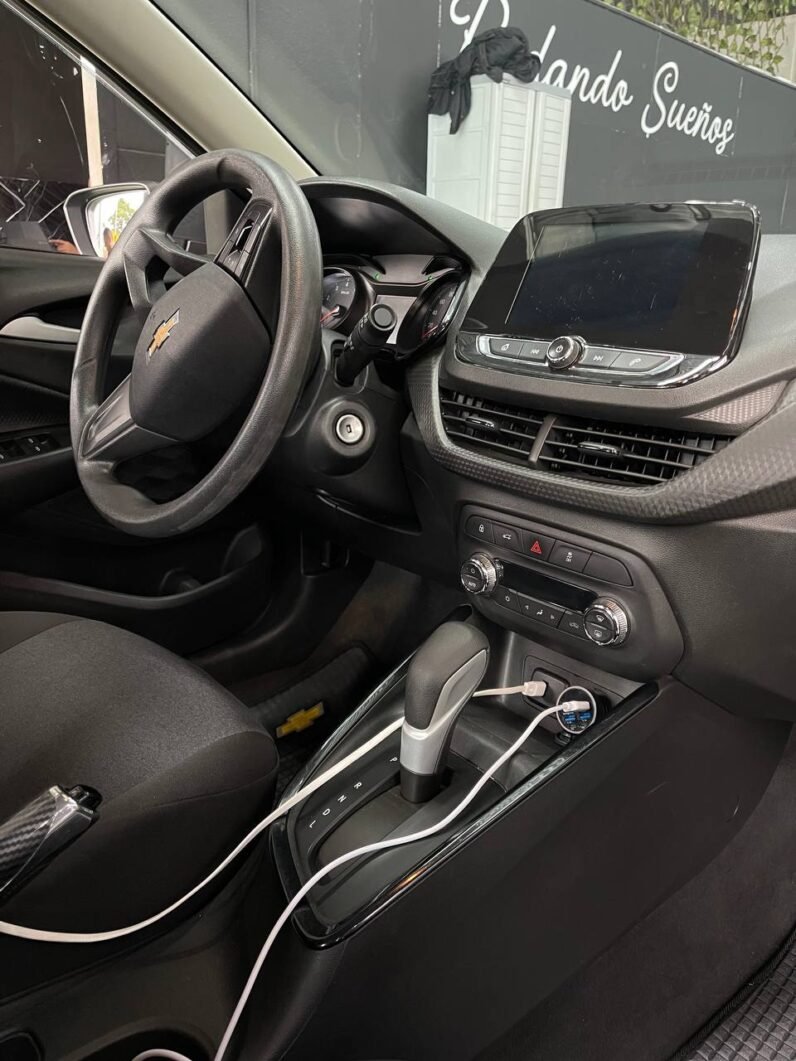 
								CHEVROLET ONIX LT TURBO 1.0 SEDAN AT full									