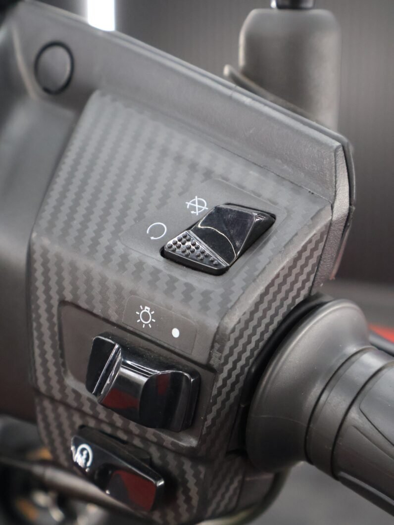 
								TVS NTORQ XCONNECT 124 full									