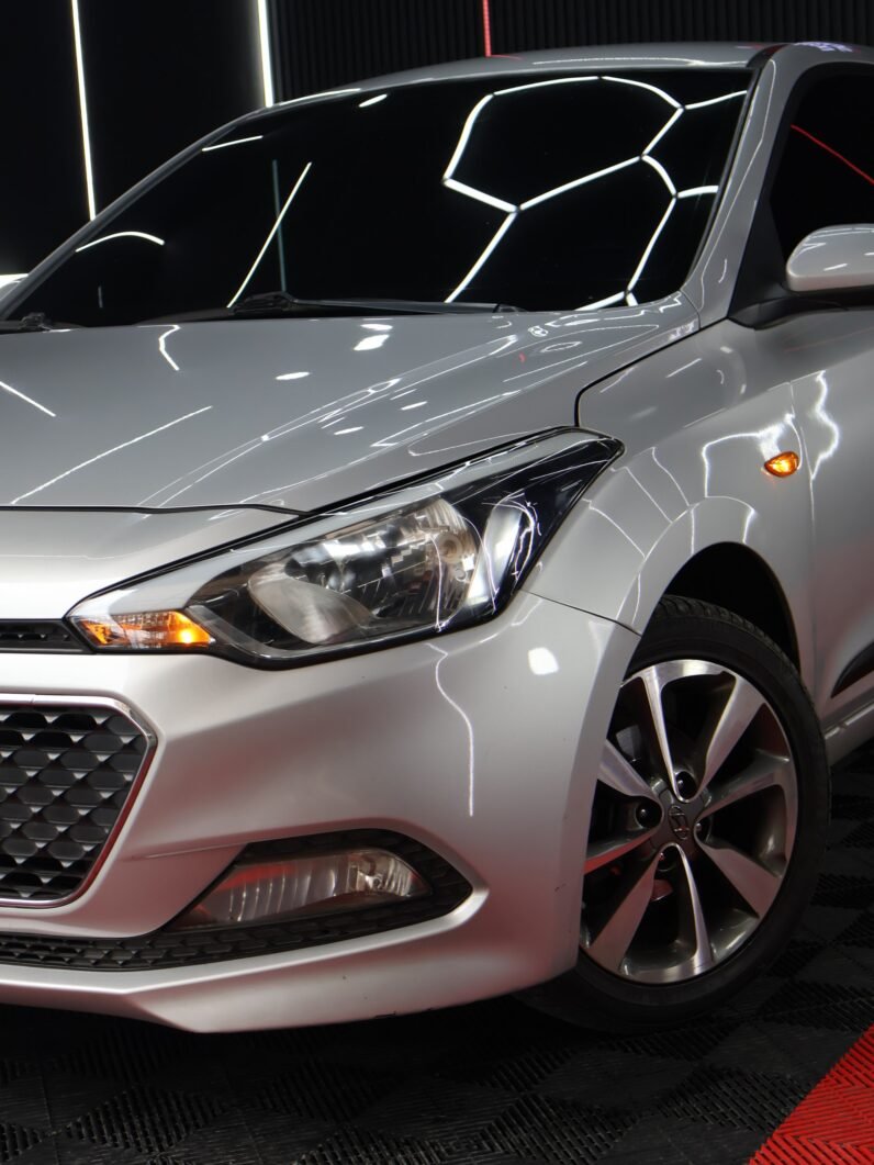 
								HYUNDAI I20 5DR 1.4 MT full									