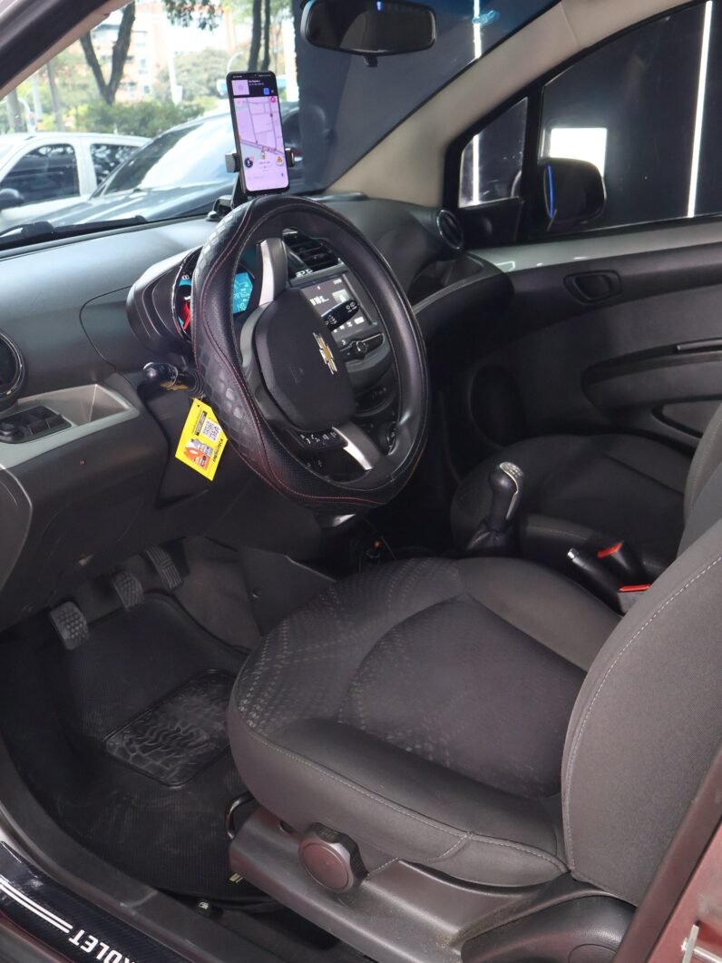 
								CHEVROLET SPARK GT LTZ MT 1.2 full									