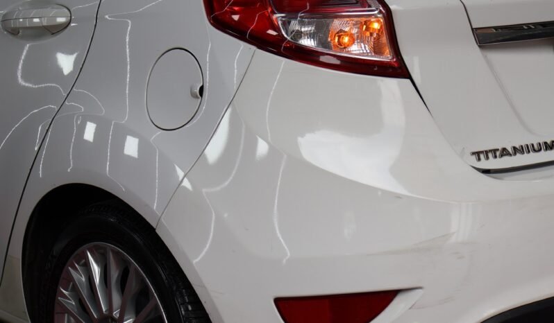 
								FORD FIESTA TITANIUM AT 1.6 full									
