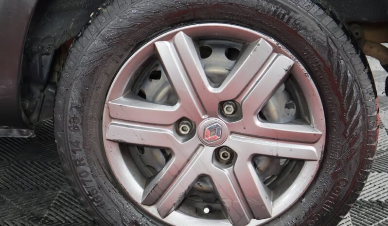 
								RENAULT KWID ZEN MT 1.0 full									