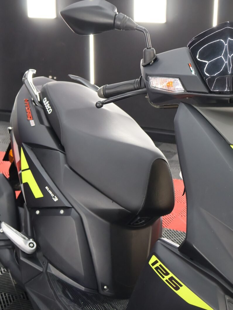 
								TVS NTORQ XCONNECT 124 full									