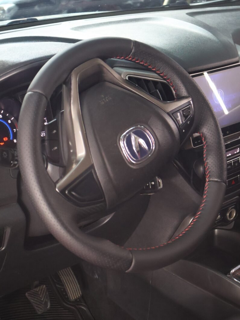 
								CHANGAN CS15 LUXURY MT 1.5 4X2 full									