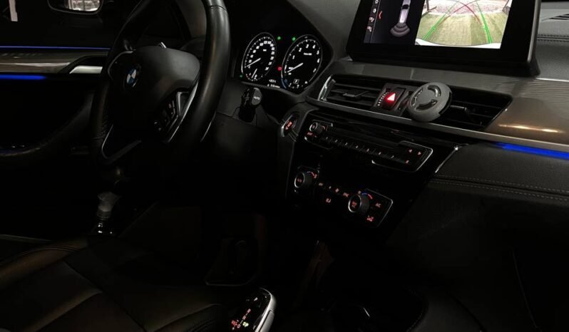 
								BMW  X1 SDRIVE 20I AT 2.0L full									