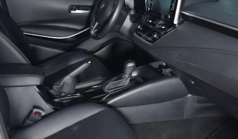 
								TOYOTA COROLLA  SEG AT HIBRIDO 1.8 AT full									