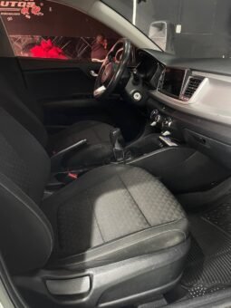 
										KIA RIO VIBRANT MT 1.4 full									