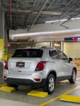 
										CHEVROLET TRACKER LS AT 1.8 4X2 full									