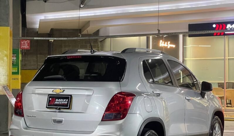 
								CHEVROLET TRACKER LS AT 1.8 4X2 full									