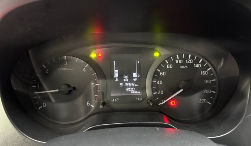 
								RENAULT ALASKAN ZEN 2.5 DIESEL MT 4X4 full									
