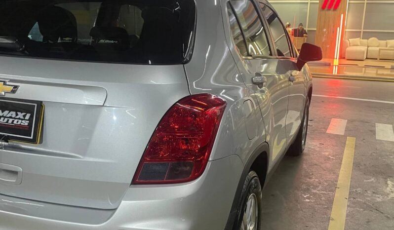 
								CHEVROLET TRACKER LS AT 1.8 4X2 full									