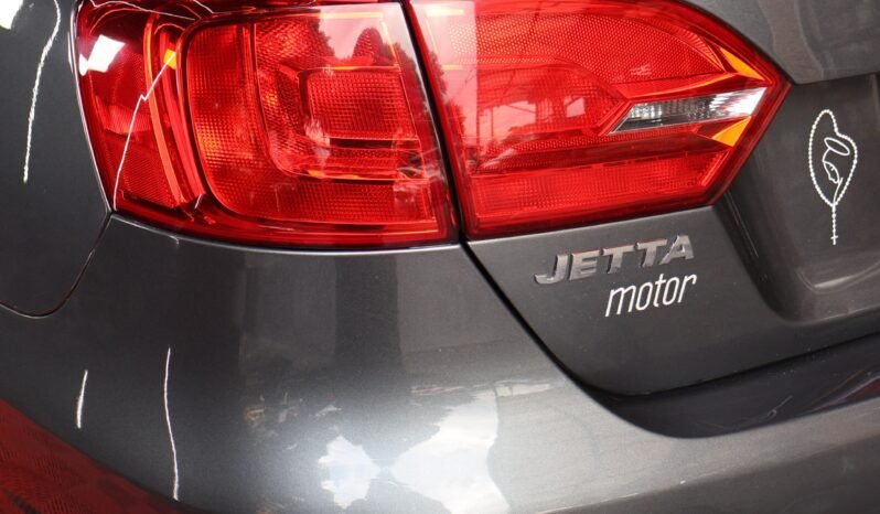 
								VOLKSWAGEN NEW JETTA TRENDLINE MT 2.0 SD full									