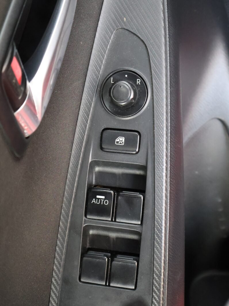 
								MAZDA 2 GRAND TOURING 1.5 MT full									