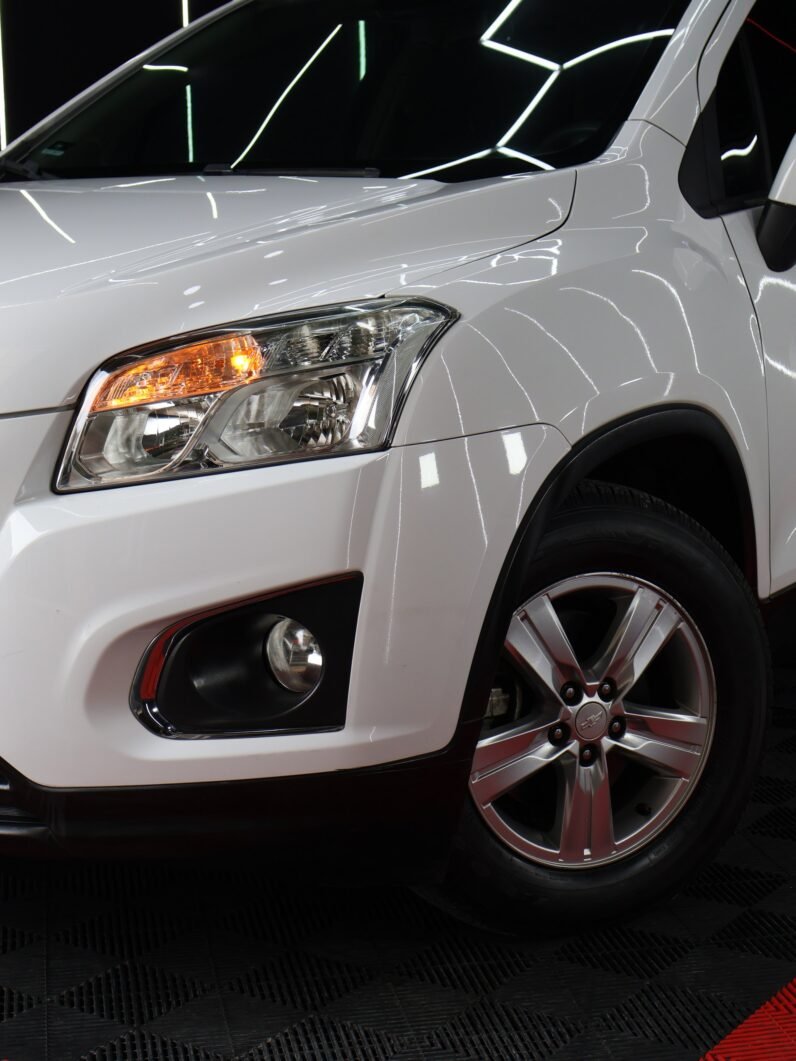 
								CHEVROLET TRACKER LS AT 1.8 4X2 full									