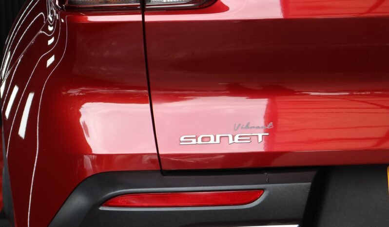 
								KIA SONET VIBRANT AT 1.5 4X2 full									