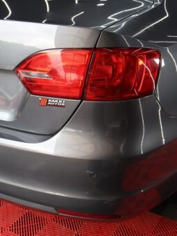 
										VOLKSWAGEN NEW JETTA TRENDLINE MT 2.0 SD full									