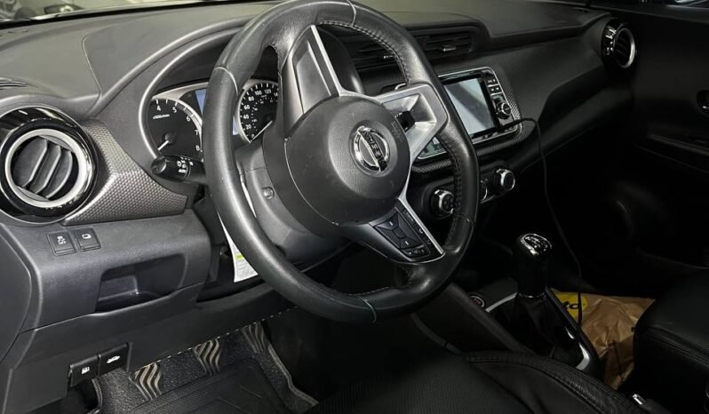 
								NISSAN KICKS ADVANCE MT 1.6L 4X2 full									